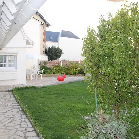 Holiday home Relax Maison Et Ensemble Deauville